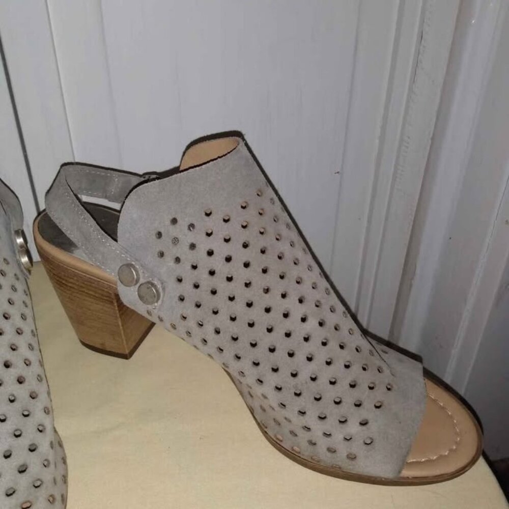 Sophia Milano Gray Suede Leather Slingbacks 10 - Picture 4 of 4